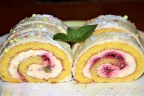 Roláda s lesným ovocím, recept, melisa