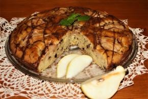 Hruškový koláč s kúskami čokolády, recept, melisa