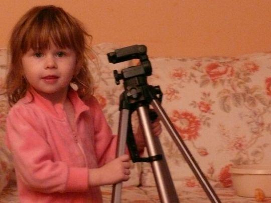 NASA VNUCKA IDE FOTIT, Naše deti, majdalena, 1