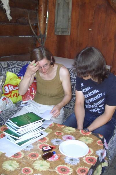 Podpisovanie v akcii :-), Modelky a moletky, Andrea V., 1