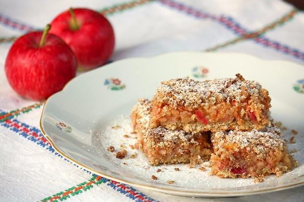 Jablkový koláč s ovsenými vločkami, recept