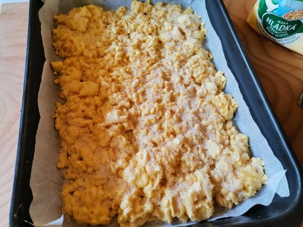 Strúhaný jablkový koláč s bielkovou penou , recept, 7 Strúhaný jablkový koláč s bielkovou penou , Koláče, recept, Oľga Birošová, 7
