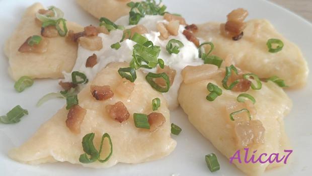 Zemiakové bryndzové pirohy, recept Zemiakové bryndzové pirohy, Hlavné jedlá, recept, Alica7