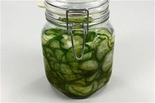 Dánsko: Marinovaný uhorkový šalát (agurkesalat) - recept