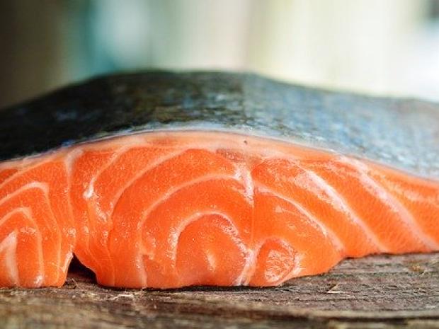 Losos na víne s mandľovými lupienkami, Hlavné jedlá, recept, eva m