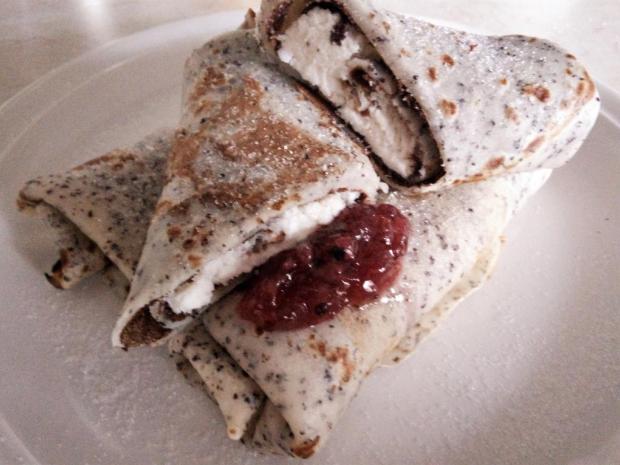 Makové palacinky s tvarohom, Sladké jedlá, recept, M.á.r.i.a