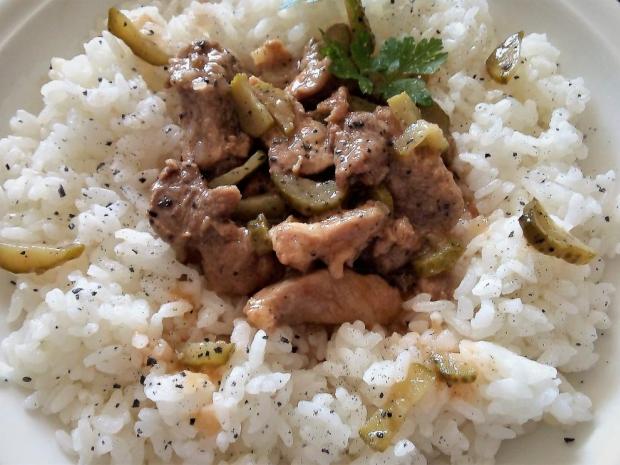 Bravčový stroganov, Hlavné jedlá, recept, M.á.r.i.a