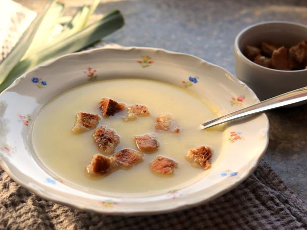 Rýchla pórová polievka, Polievky, recept, Kamila