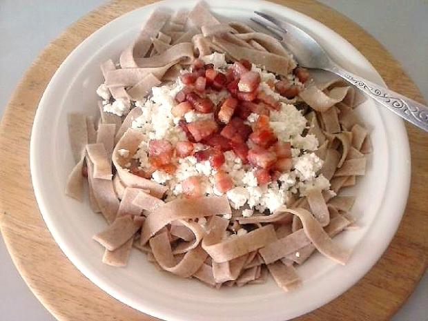 Domáce rezance s tvarohom na slano, Hlavné jedlá, recept, M.á.r.i.a