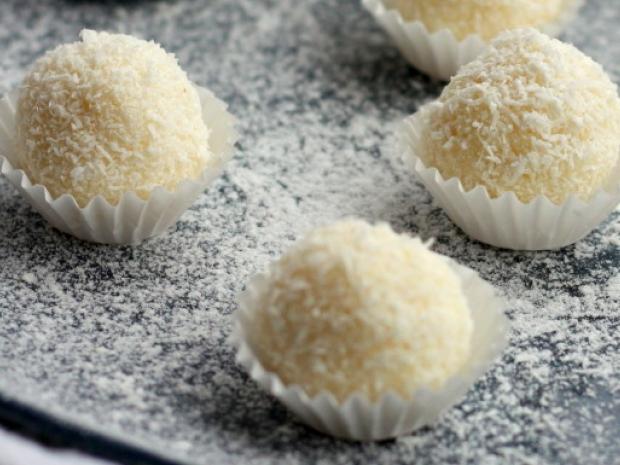 Rafaelo trochu inak, Nepečené zákusky, recept, lia6