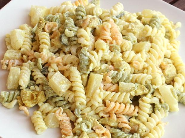 Cestovinový šalát s kuracím mäsom, Šaláty, recept, nelinka