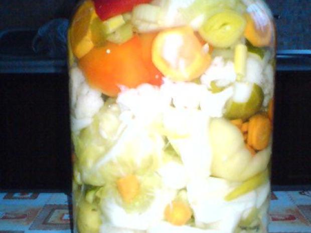 Dokladaná kvasená zelenina v kameninovom súdku, Zaváranie, recept, Aja1