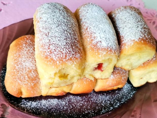 Pečené buchty s džemom, Sladké jedlá, recept, Oľga Birošová