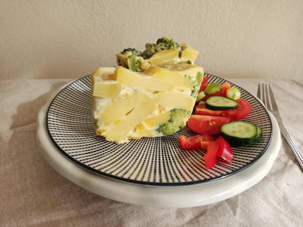 Zapekané zemiaky s brokolicou, Hlavné jedlá, recept, dasa_