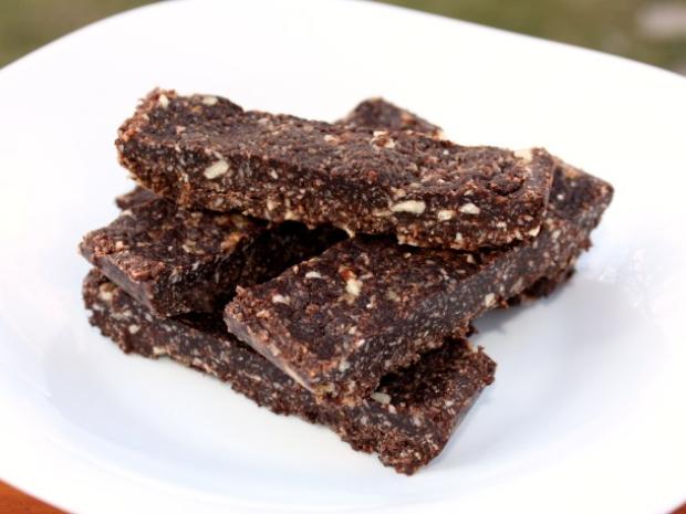 Raw kokosovo čokoládové tyčinky, Zdravé recepty, recept, Kamila