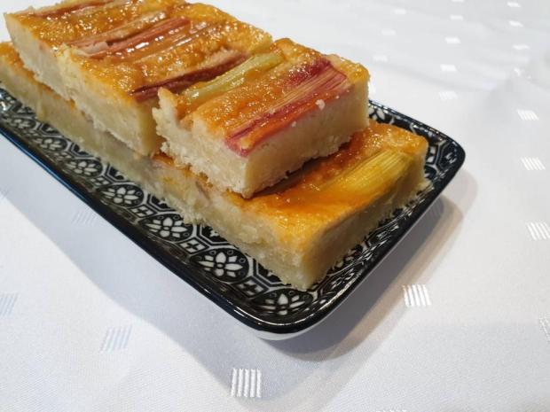 Rebarborovo-mandľový koláčik, Koláče, recept, balalajka