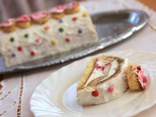 Piškótový tunel s vaječným likérom, Zákusky, recept, melisa