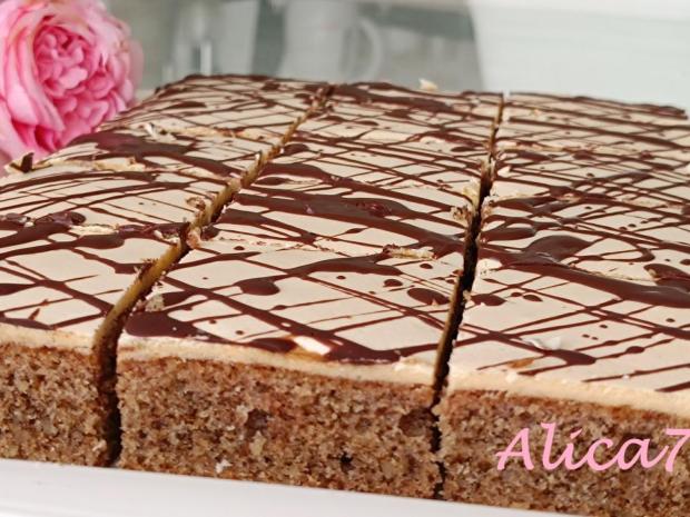 Žĺtkové orechové rezy, Koláče, recept, Alica7