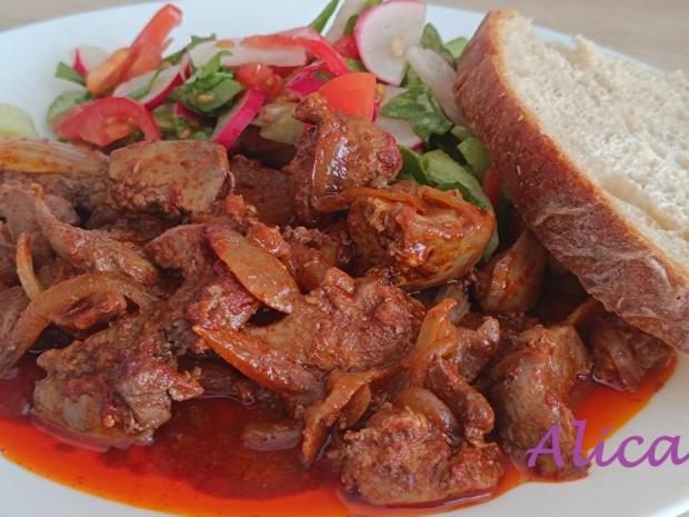 Kuracia pečeň na cibuli, Hlavné jedlá, recept, Alica7