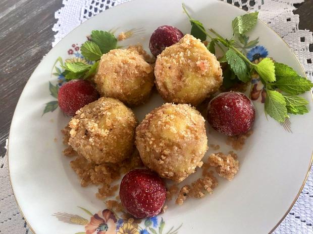 Zemiakové gule s jahodami , Hlavné jedlá, recept, Jessika