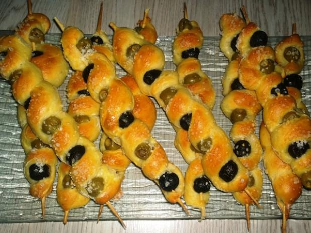 Olivové špirálky z cesnakového cesta., Rýchlovky, recept, anjeli